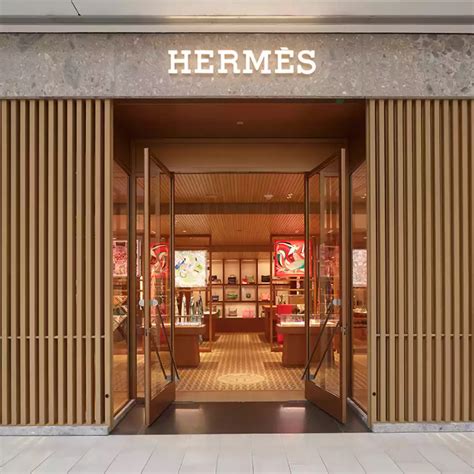 how to buy hermes in store